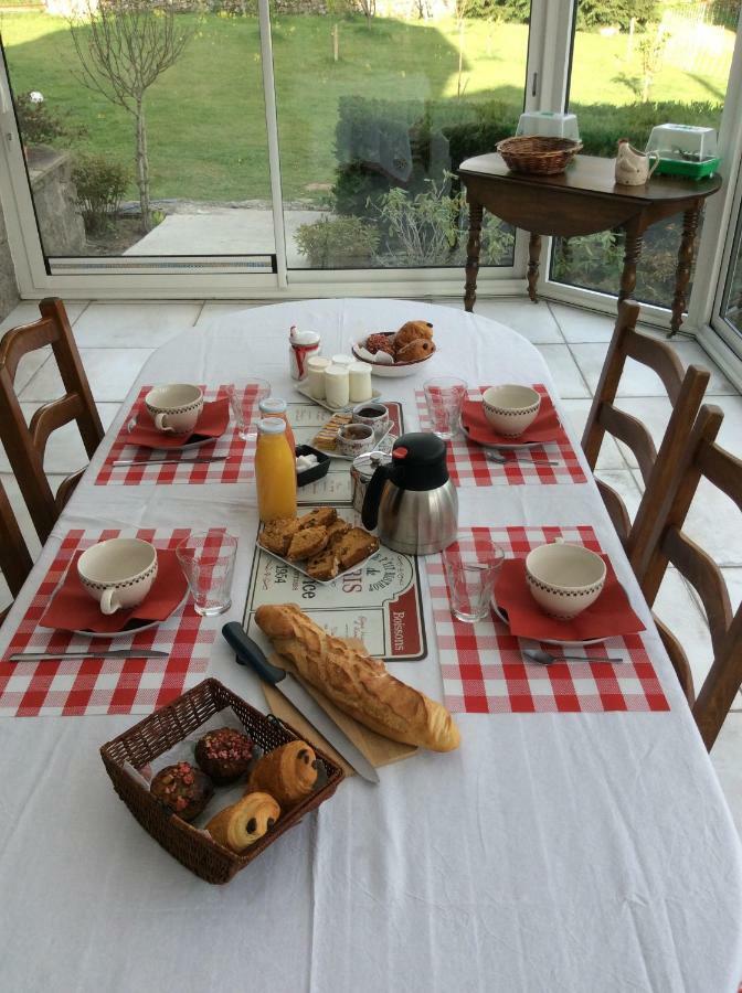 Relais Des Chaux Bed & Breakfast Saint-Jean-des-Ollières Exterior foto